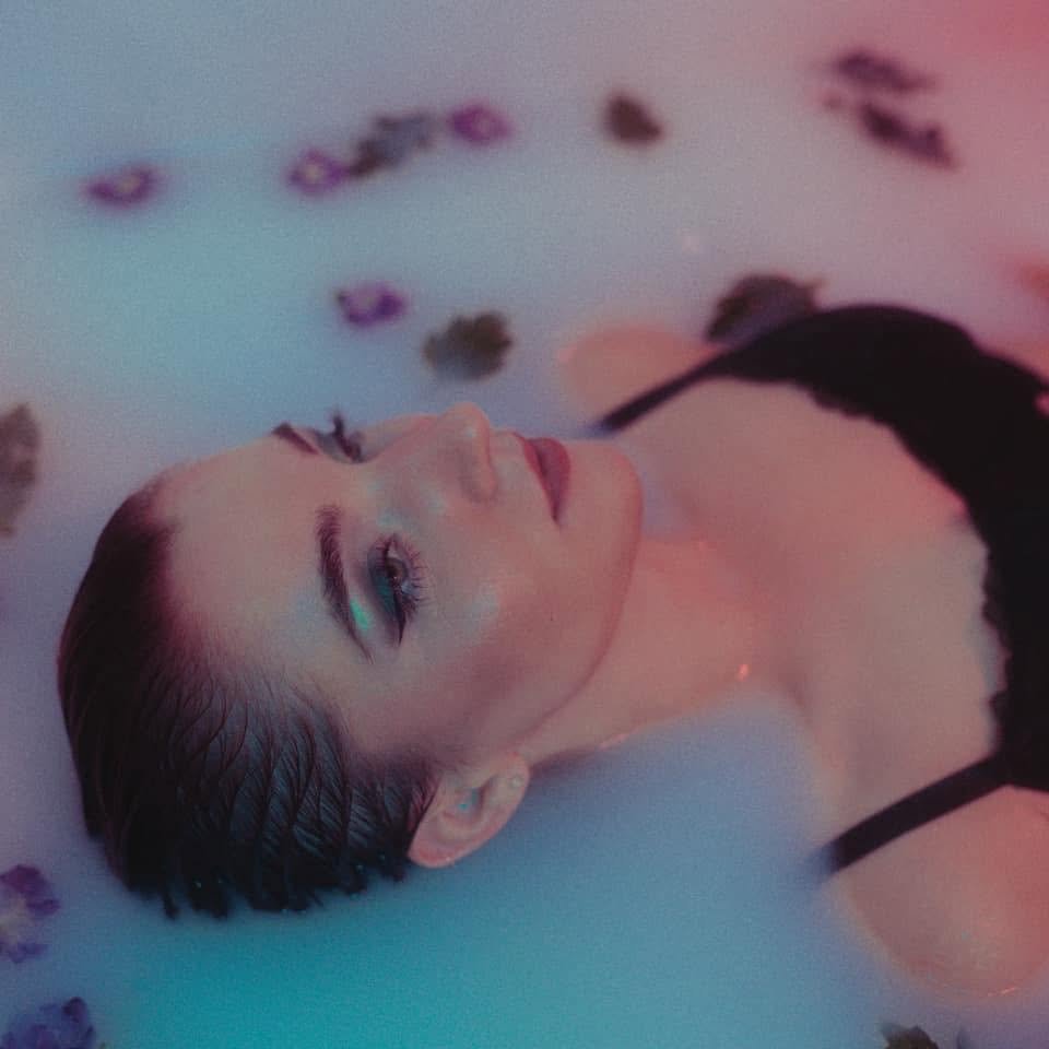 Hannah Woof cover
