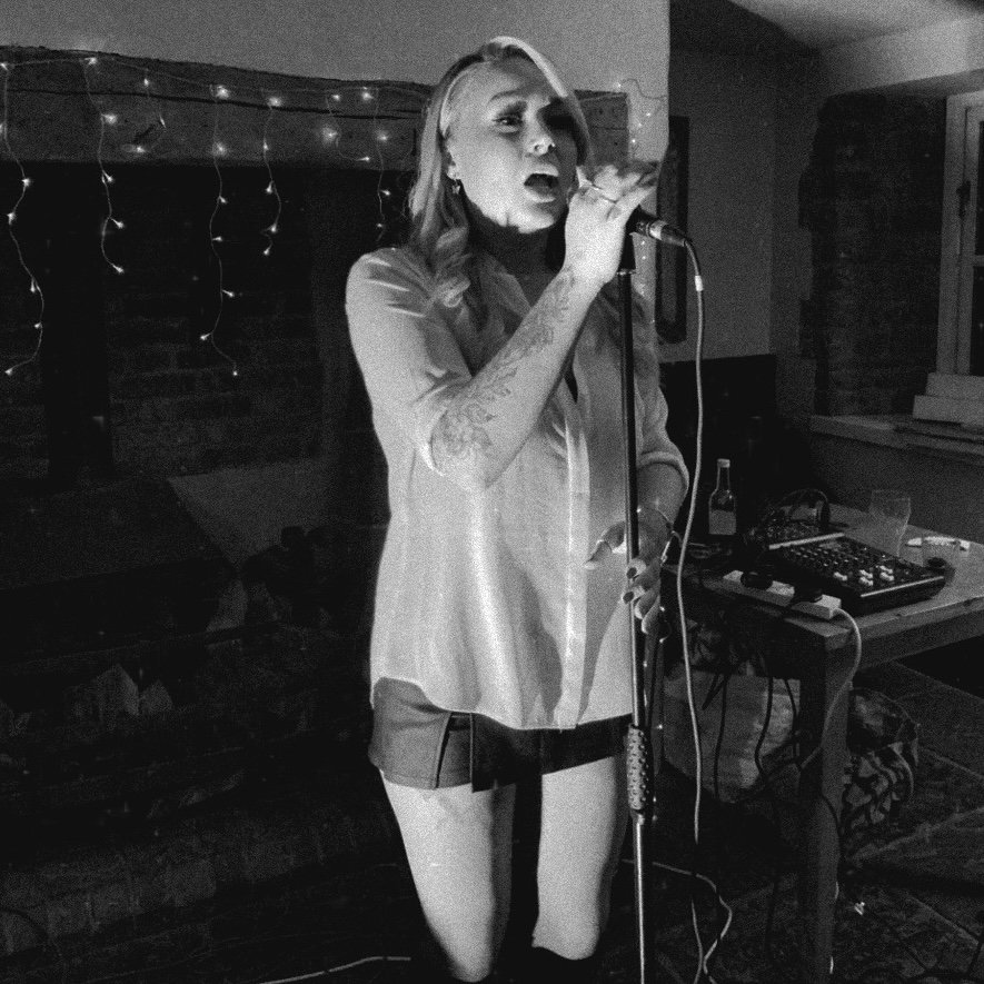 Lizzie Walker avatar