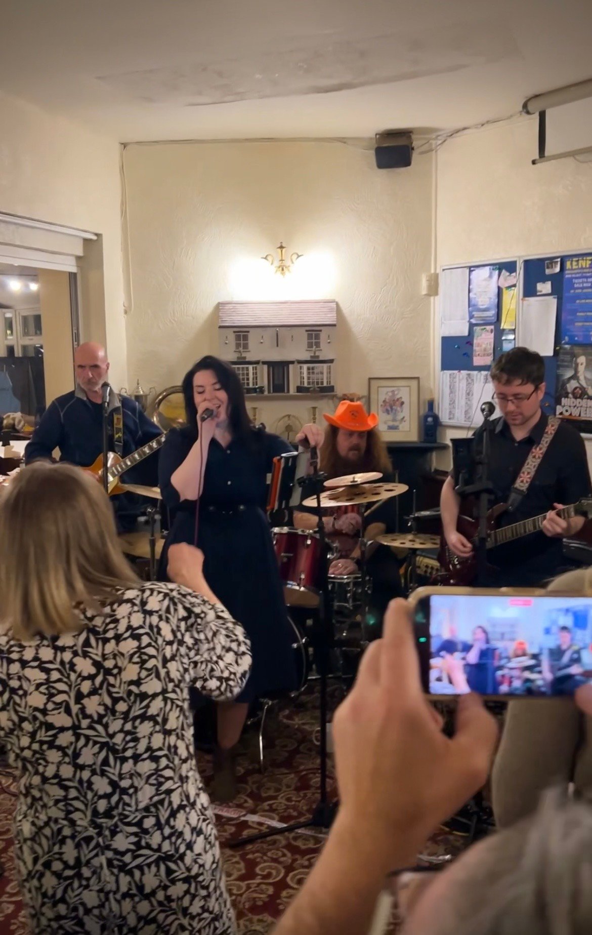 Live at Engine Inn, Kenilworth