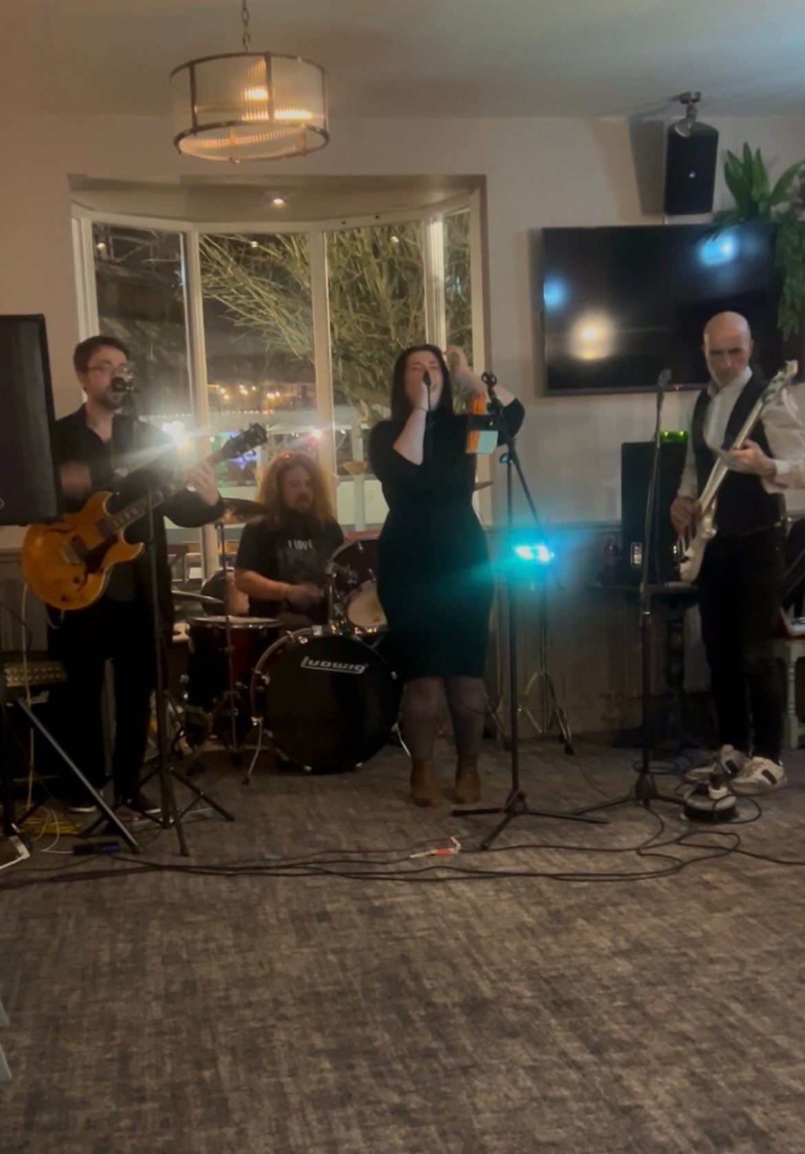 Live at George Eliot, Nuneaton