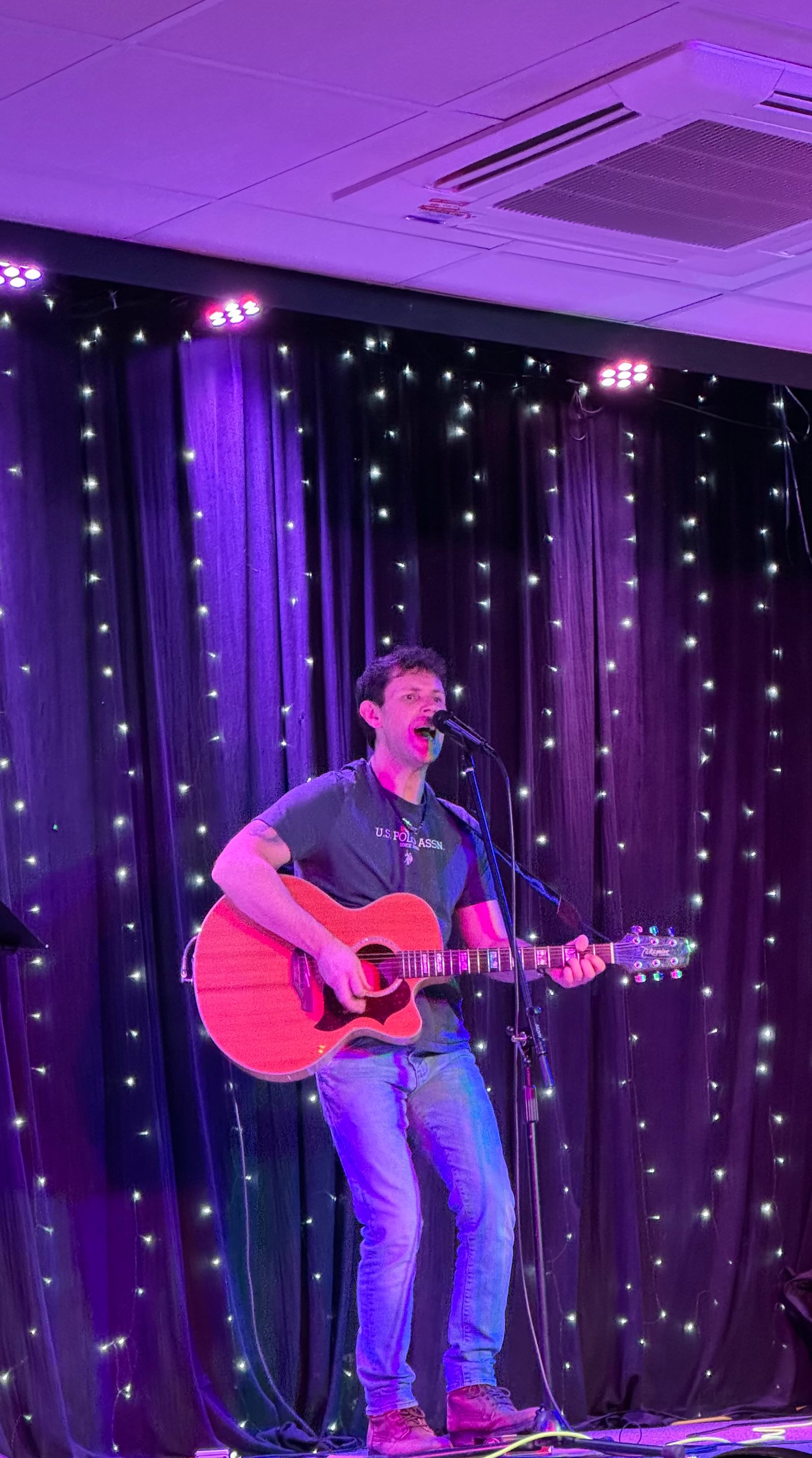 Charlie Tarry gallery image